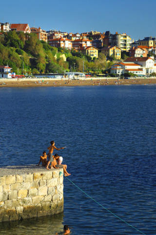Basque Country sunny beach_Gexto
