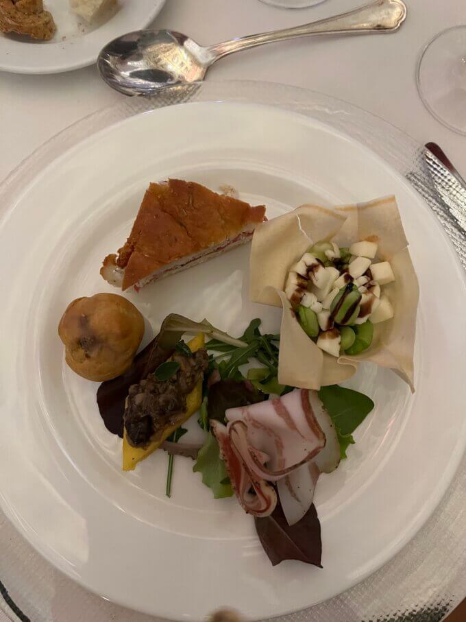 Course of appetizers